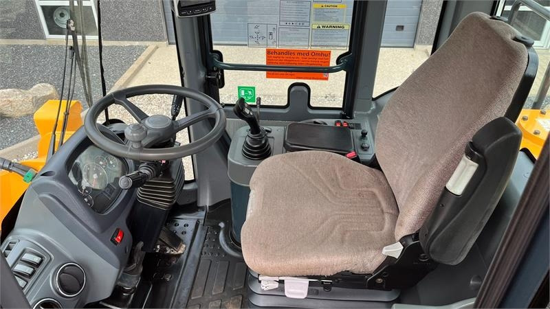 Hyundai 757-9A XTD med lang-arm. En-ejeres maskine med Loc - Kolesový nakladač: obrázok 3 Hyundai 757-9A XTD med lang-arm. En-ejeres maskine med Loc - Kolesový nakladač: obrázok 3