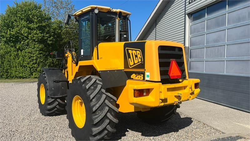 JCB 426 med traktor dækmontering og hurtigskifte samt - Kolesový nakladač: obrázok 3 JCB 426 med traktor dækmontering og hurtigskifte samt - Kolesový nakladač: obrázok 3