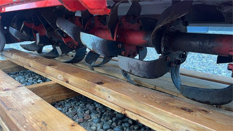 Kuhn EL 62 / 210 Med dybdehjul  - Kultivátor: obrázok 4 Kuhn EL 62 / 210 Med dybdehjul  - Kultivátor: obrázok 4