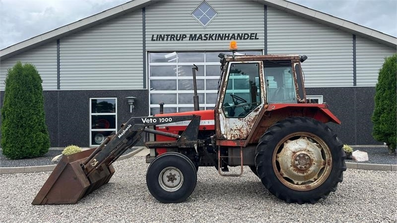 Massey Ferguson 690 Speedshift med frontlæsser - Traktor: obrázok 1 Massey Ferguson 690 Speedshift med frontlæsser - Traktor: obrázok 1