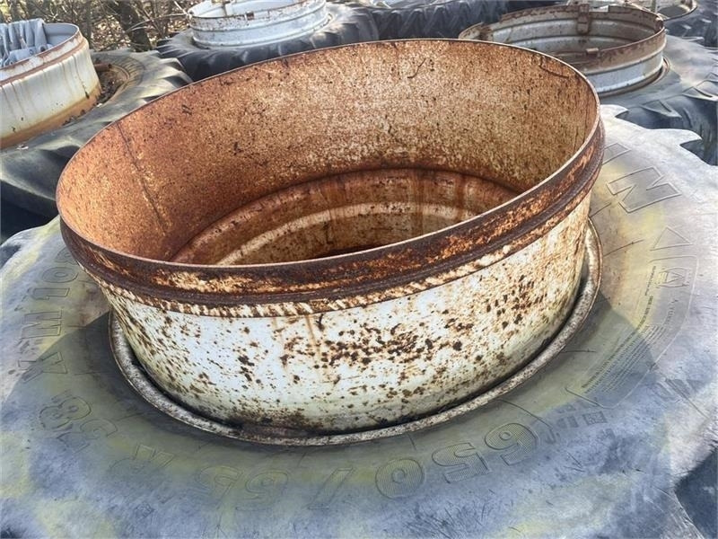 Michelin 650/65R38 Hvide med ring - Pneumatika pre Poľnohospodárske stroje: obrázok 2 Michelin 650/65R38 Hvide med ring - Pneumatika pre Poľnohospodárske stroje: obrázok 2