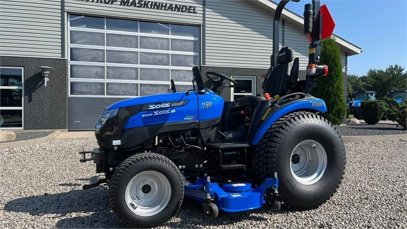 Solis 26 HST Hydrostat Turf hjul og klipperbord - Traktor: obrázok 2 Solis 26 HST Hydrostat Turf hjul og klipperbord - Traktor: obrázok 2