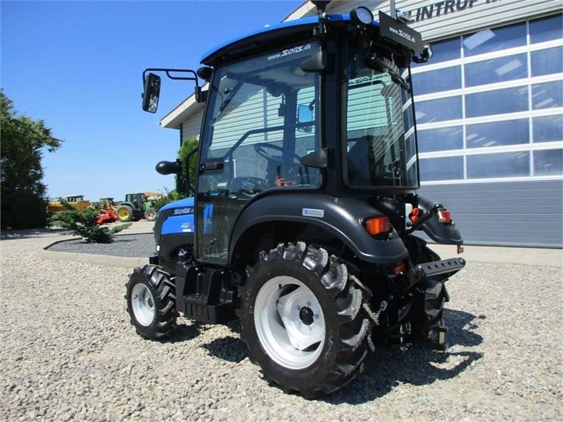 Solis 26 HST med kabine og traktorhjul - Traktor: obrázok 2 Solis 26 HST med kabine og traktorhjul - Traktor: obrázok 2