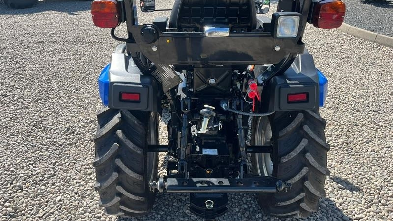 Solis H26 HST Hydrostat med Traktor dæk - Komunálny traktor: obrázok 4 Solis H26 HST Hydrostat med Traktor dæk - Komunálny traktor: obrázok 4