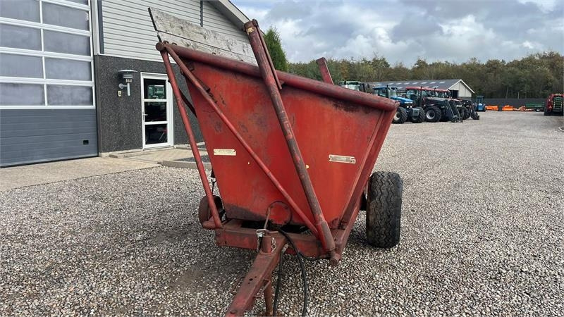 Taarup T3 højtipvogn - Poľnohospodársky sklápěcí príves: obrázok 3 Taarup T3 højtipvogn - Poľnohospodársky sklápěcí príves: obrázok 3