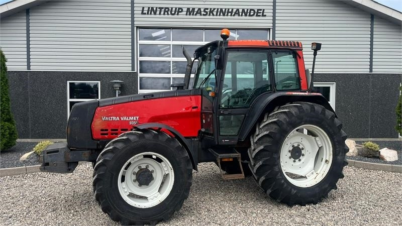 Valmet 8050 - Traktor: obrázok 1 Valmet 8050 - Traktor: obrázok 1