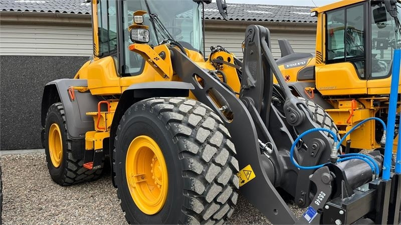 Volvo L 90H H2 fabriksny Dansk maskine med masser af ud - Kolesový nakladač: obrázok 1 Volvo L 90H H2 fabriksny Dansk maskine med masser af ud - Kolesový nakladač: obrázok 1