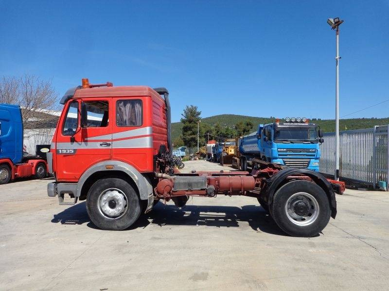 Mercedes-Benz LS Mercedes Benz 19324X2 Truck Head - Ťahač: obrázok 3 Mercedes-Benz LS Mercedes Benz 19324X2 Truck Head - Ťahač: obrázok 3