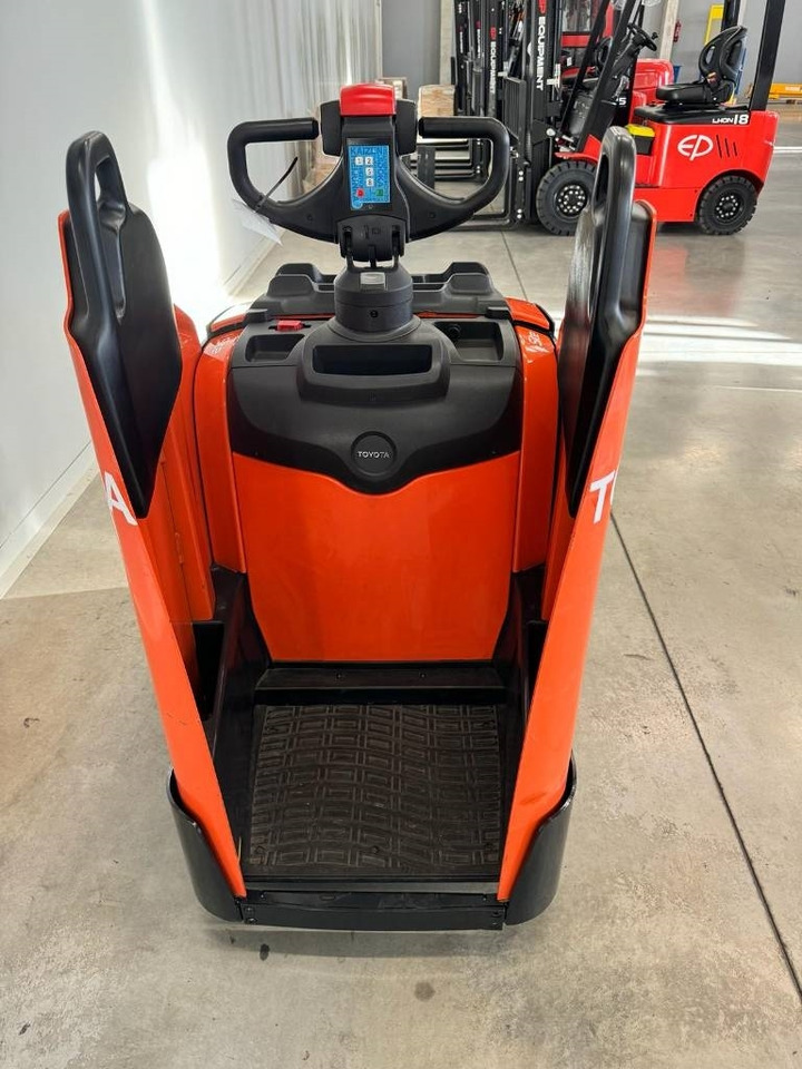 Toyota 10545 LPE200  - Paletový vozík: obrázok 3 Toyota 10545 LPE200  - Paletový vozík: obrázok 3