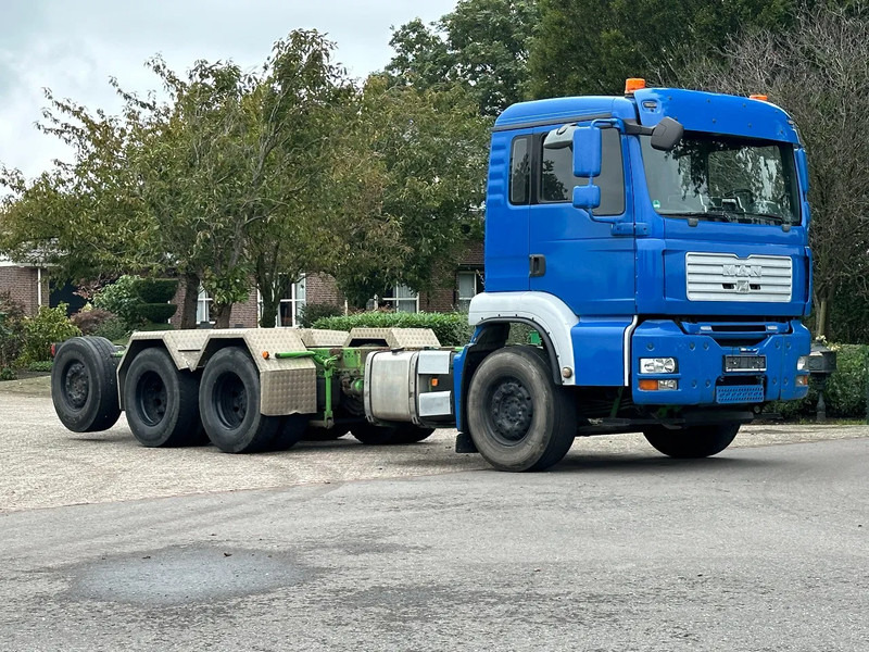 MAN TGA 35.480 8x4!!TRIPLE CHASSIS!! - Podvozek s kabinou: obrázok 2 MAN TGA 35.480 8x4!!TRIPLE CHASSIS!! - Podvozek s kabinou: obrázok 2