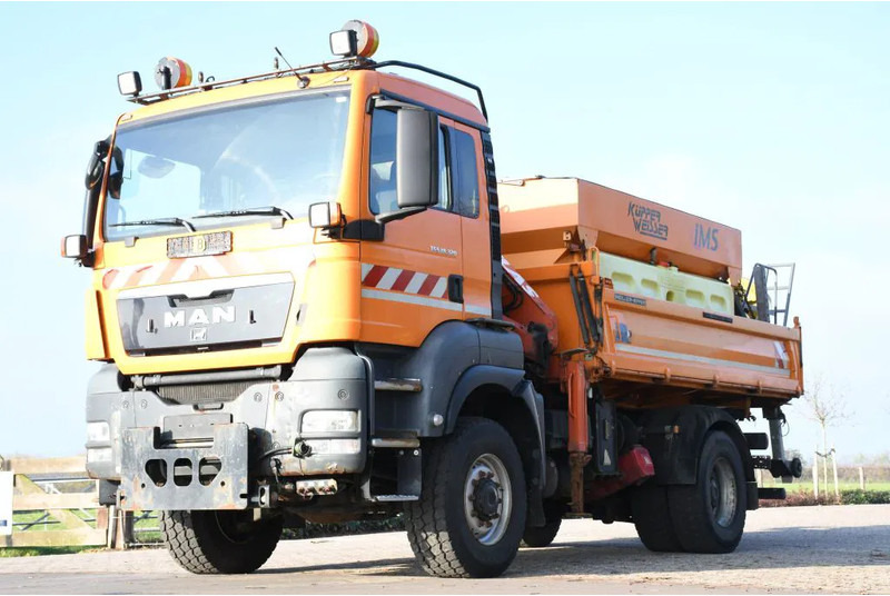 MAN TGS 18.320 4x4!! KRAN/!!!WINTERDIENST/DREISEITENKIPPER!!KOMMUNAL/KLIMA!! - Sklápač, Auto s hydraulickou rukou: obrázok 4 MAN TGS 18.320 4x4!! KRAN/!!!WINTERDIENST/DREISEITENKIPPER!!KOMMUNAL/KLIMA!! - Sklápač, Auto s hydraulickou rukou: obrázok 4