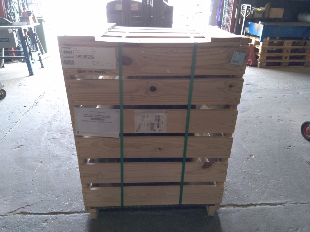 Case 48008259 - 47773204 - Hydraulická nádrž pre Stavebné stroje: obrázok 4 Case 48008259 - 47773204 - Hydraulická nádrž pre Stavebné stroje: obrázok 4