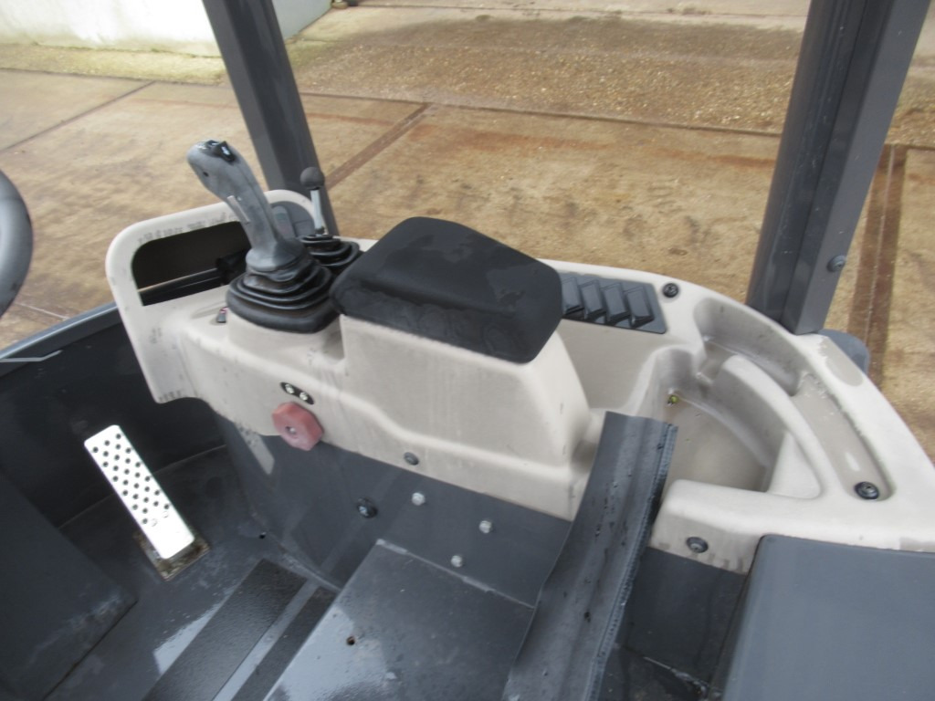 Case 87681392 - - Kabína pre Stavebné stroje: obrázok 5 Case 87681392 - - Kabína pre Stavebné stroje: obrázok 5