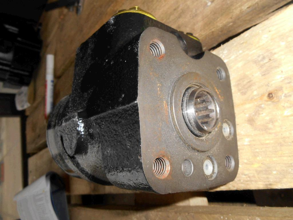 Fiat Hitachi 71484944 - Hydraulický motor pre Stavebné stroje: obrázok 2 Fiat Hitachi 71484944 - Hydraulický motor pre Stavebné stroje: obrázok 2