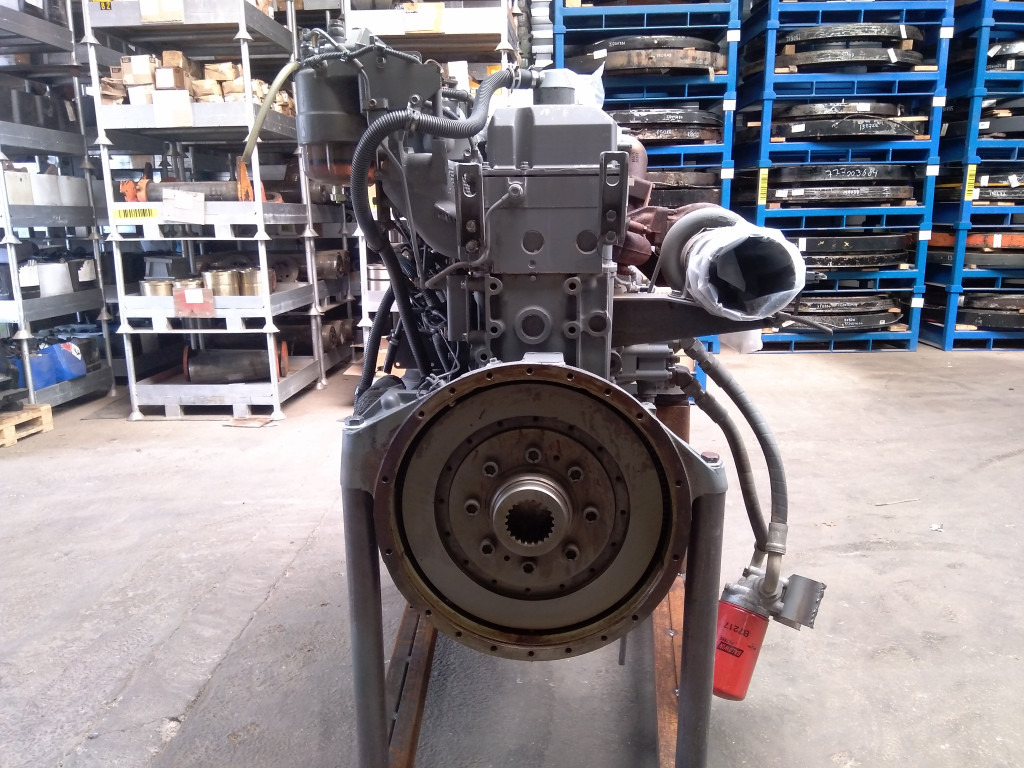 Hitachi 4644223 - Motor pre Stavebné stroje: obrázok 4 Hitachi 4644223 - Motor pre Stavebné stroje: obrázok 4