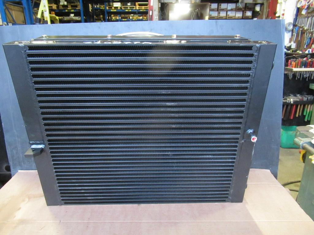 New Holland 4550135 - Chladiaci systém pre Stavebné stroje: obrázok 2 New Holland 4550135 - Chladiaci systém pre Stavebné stroje: obrázok 2