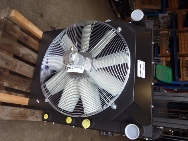 New Holland 4575660 - Chladiaci systém pre Stavebné stroje: obrázok 2 New Holland 4575660 - Chladiaci systém pre Stavebné stroje: obrázok 2