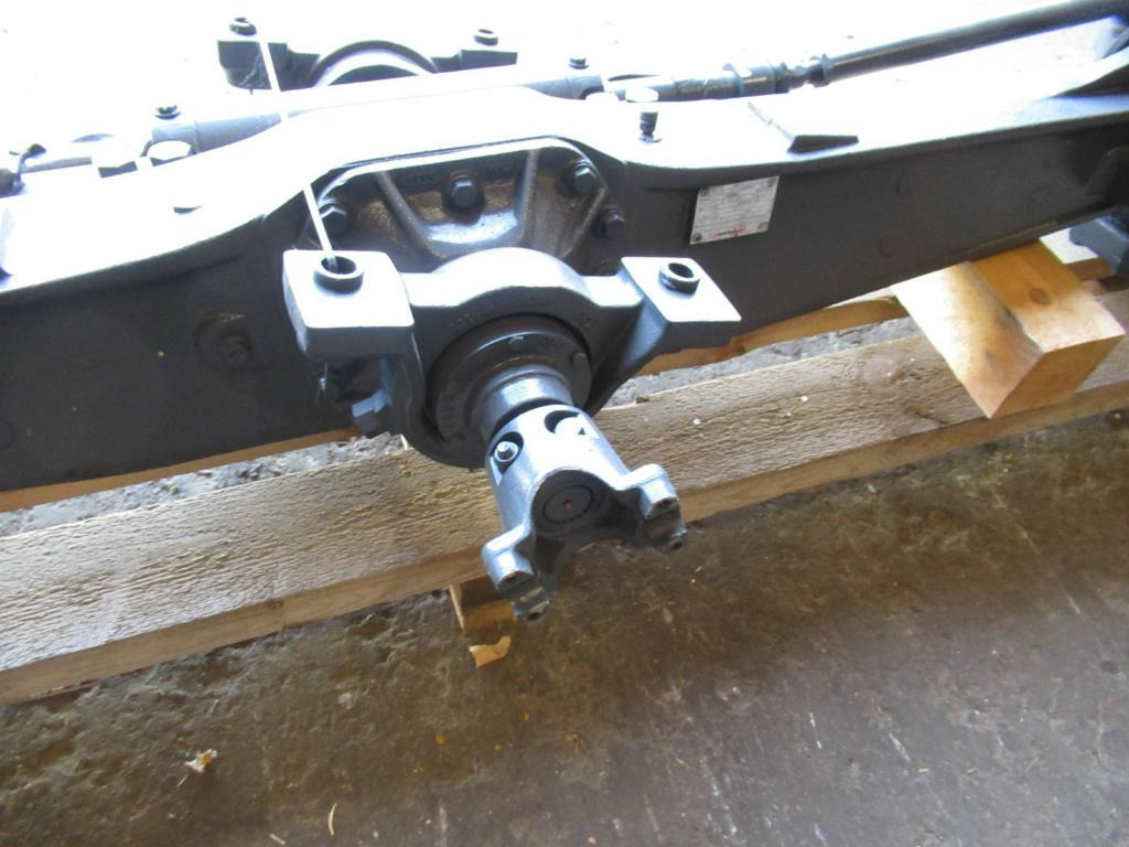 Predná náprava pre Stavebné stroje New Holland 85821298 - 87674863: obrázok 10 Predná náprava pre Stavebné stroje New Holland 85821298 - 87674863: obrázok 10