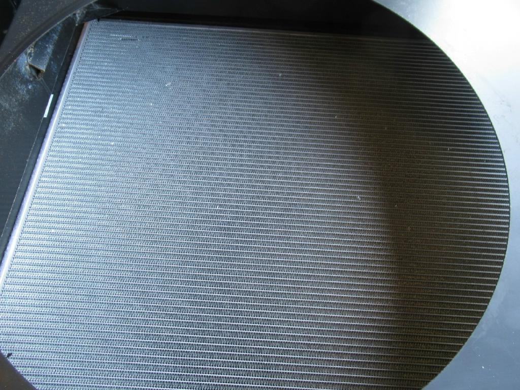 New Holland YN05P00034S001 - 87339771 - Chladič pre Stavebné stroje: obrázok 5 New Holland YN05P00034S001 - 87339771 - Chladič pre Stavebné stroje: obrázok 5