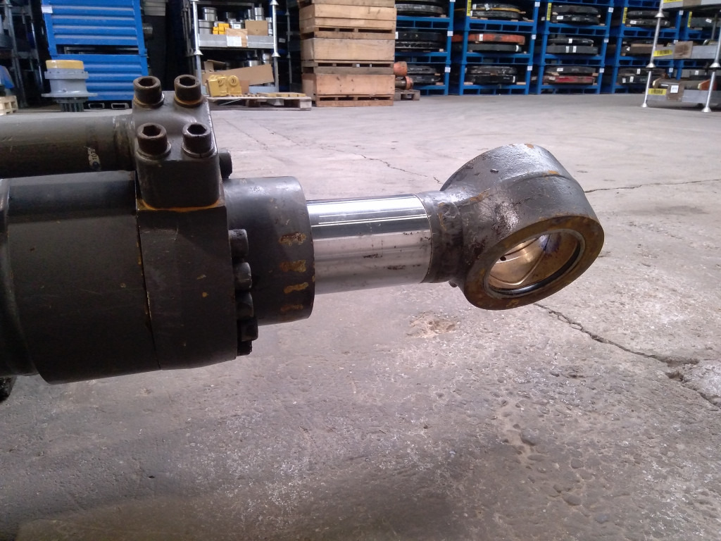 Volvo SA114604990 - SA114604980 - Hydraulický valec pre Stavebné stroje: obrázok 2 Volvo SA114604990 - SA114604980 - Hydraulický valec pre Stavebné stroje: obrázok 2