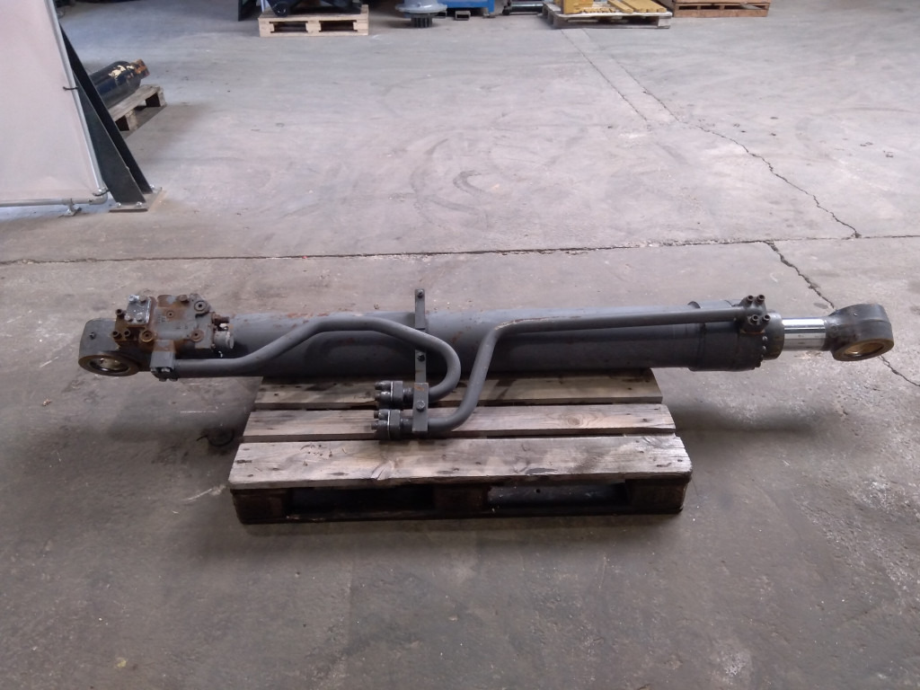 Volvo SA114604990 - SA114607440 - Hydraulický valec pre Stavebné stroje: obrázok 1 Volvo SA114604990 - SA114607440 - Hydraulický valec pre Stavebné stroje: obrázok 1
