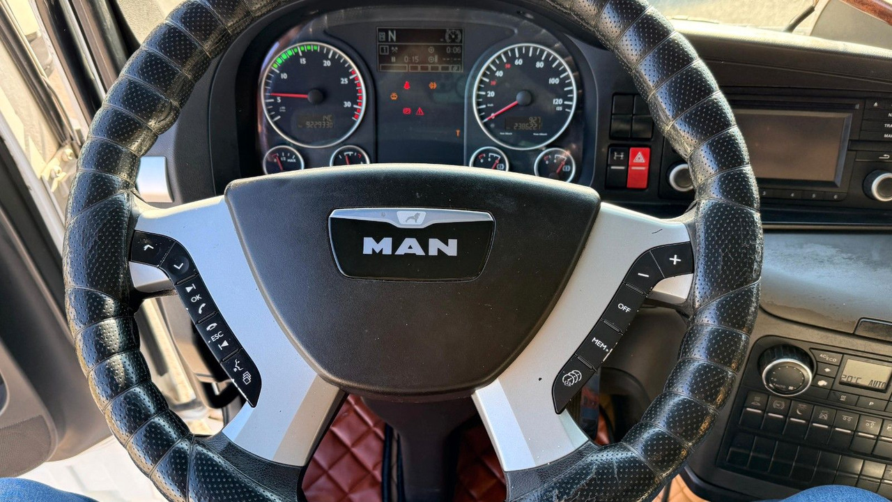 MAN TGX 24.480 - Plachtové nákladné vozidlo: obrázok 5 MAN TGX 24.480 - Plachtové nákladné vozidlo: obrázok 5