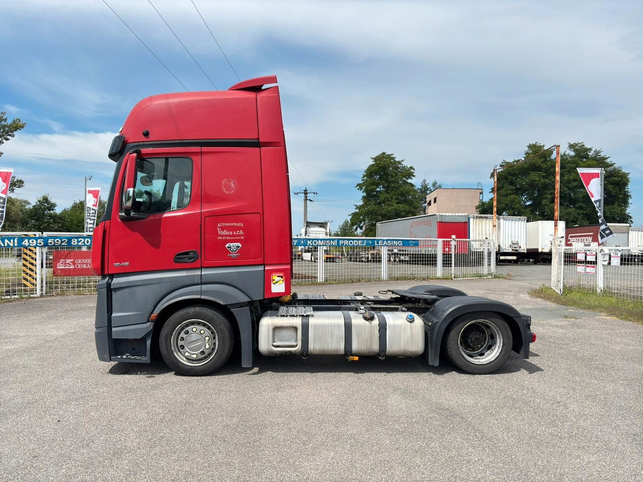 Mercedes-Benz Actros 1845 - Ťahač: obrázok 5 Mercedes-Benz Actros 1845 - Ťahač: obrázok 5