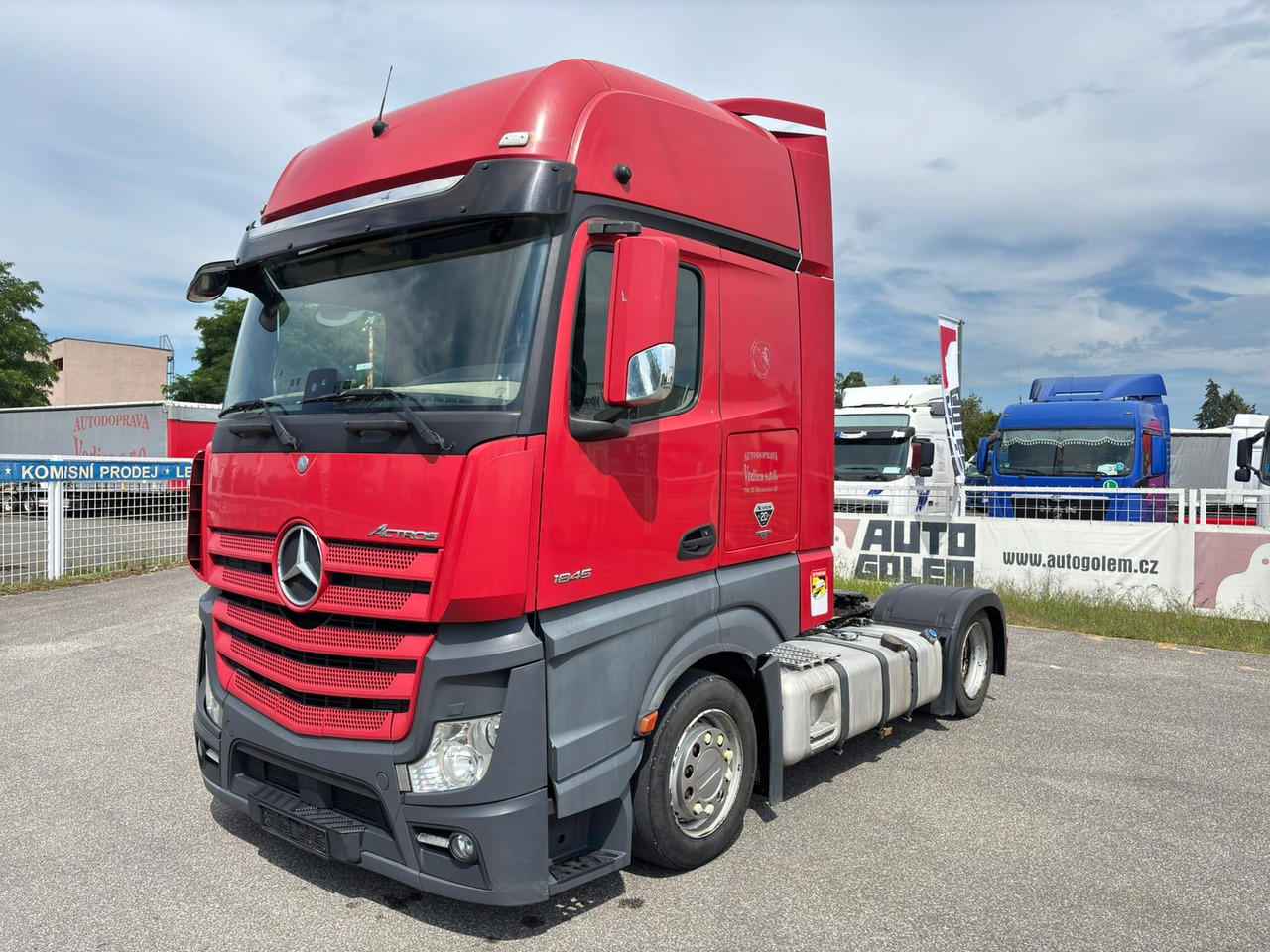 Mercedes-Benz Actros 1845 - Ťahač: obrázok 1 Mercedes-Benz Actros 1845 - Ťahač: obrázok 1