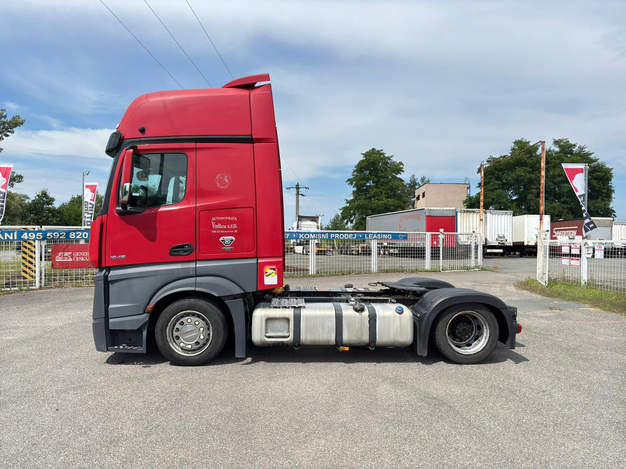 Mercedes-Benz Actros 1845 - Ťahač: obrázok 5 Mercedes-Benz Actros 1845 - Ťahač: obrázok 5