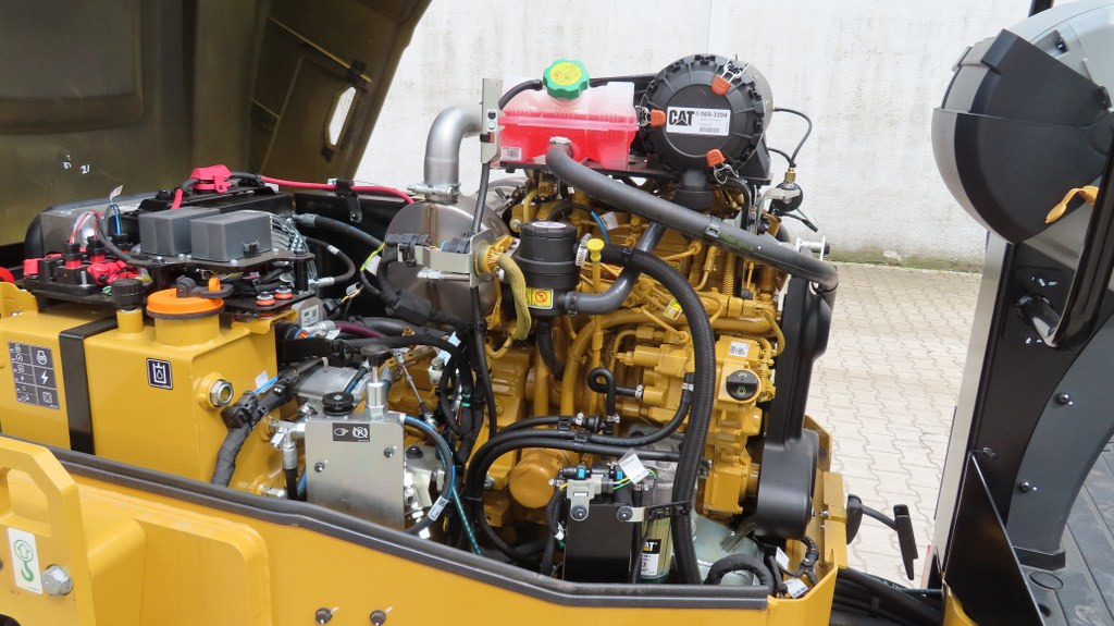 Leasing  Caterpillar CC4.0 Caterpillar CC4.0: obrázok 9