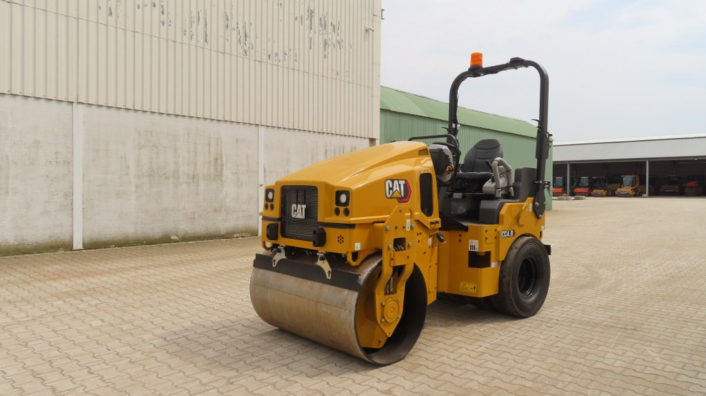 Leasing  Caterpillar CC4.0 Caterpillar CC4.0: obrázok 6