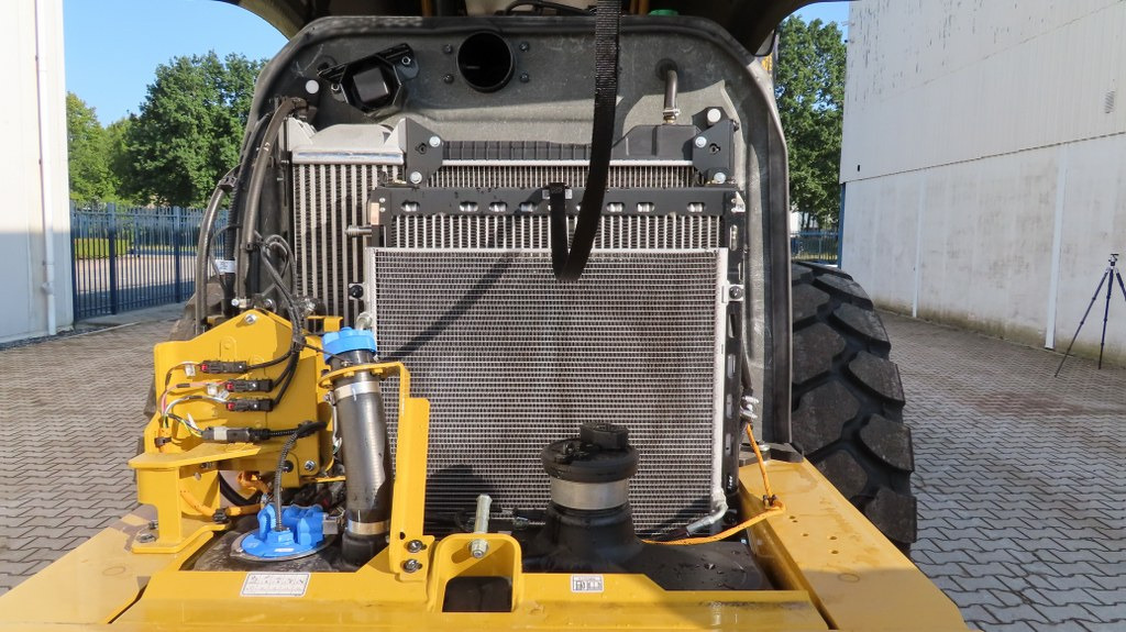 Kompaktor Caterpillar CS74B: obrázok 10
