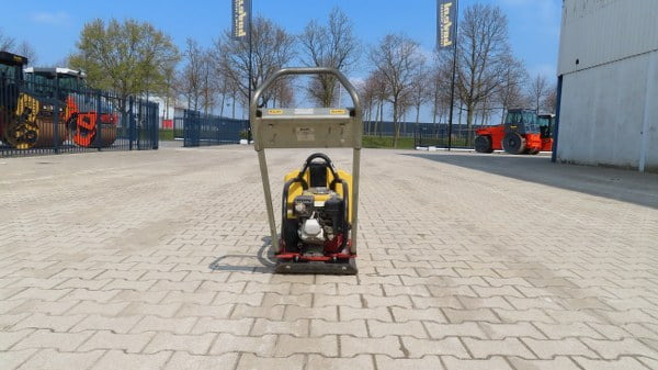 Dynapac LF 70 - Vibračná doska: obrázok 3 Dynapac LF 70 - Vibračná doska: obrázok 3