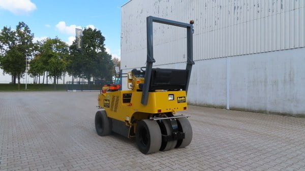 Sakai TS 160-3 - Pneumatikový valec: obrázok 4 Sakai TS 160-3 - Pneumatikový valec: obrázok 4