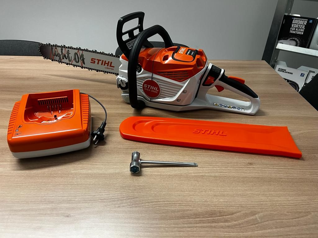 Stihl MSA 300 C-O - Lesnícka technika: obrázok 1 Stihl MSA 300 C-O - Lesnícka technika: obrázok 1