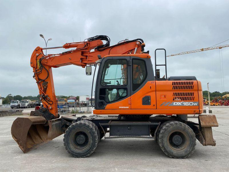 Doosan DX160 - Kolesové rýpadlo: obrázok 2 Doosan DX160 - Kolesové rýpadlo: obrázok 2