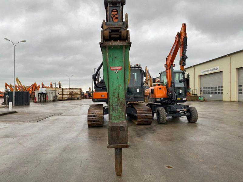 Montabert XL 1900 - Hydraulické kladivo: obrázok 4 Montabert XL 1900 - Hydraulické kladivo: obrázok 4