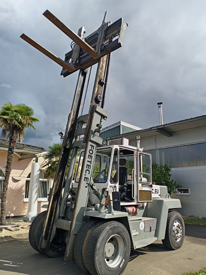 SVETRUCK Schwerlastgabelstapler 1060-30 - Dieselový vysokozdvižný vozík: obrázok 2 SVETRUCK Schwerlastgabelstapler 1060-30 - Dieselový vysokozdvižný vozík: obrázok 2