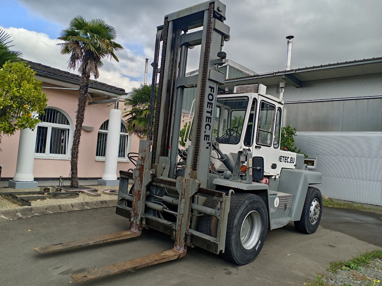 SVETRUCK Schwerlastgabelstapler 1060-30 - Dieselový vysokozdvižný vozík: obrázok 1 SVETRUCK Schwerlastgabelstapler 1060-30 - Dieselový vysokozdvižný vozík: obrázok 1