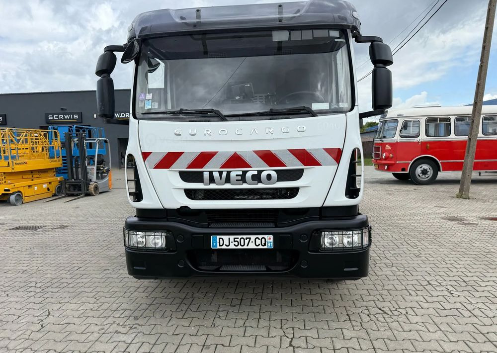 Iveco EUROCARGO CNG - Auto na odvoz odpadu: obrázok 2 Iveco EUROCARGO CNG - Auto na odvoz odpadu: obrázok 2