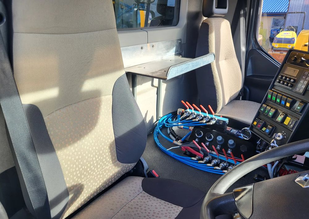 Auto na odvoz odpadu Renault Midlum: obrázok 10