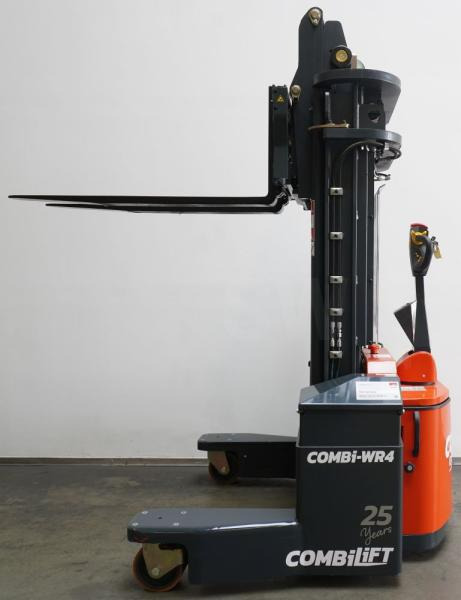 Combilift WR4 - 4-cestný skladový zakladač: obrázok 5 Combilift WR4 - 4-cestný skladový zakladač: obrázok 5