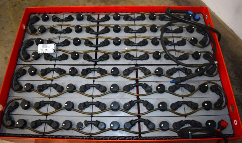 GRUMA 80 Volt 4 PzS 500 Ah - Akumulátor: obrázok 3 GRUMA 80 Volt 4 PzS 500 Ah - Akumulátor: obrázok 3