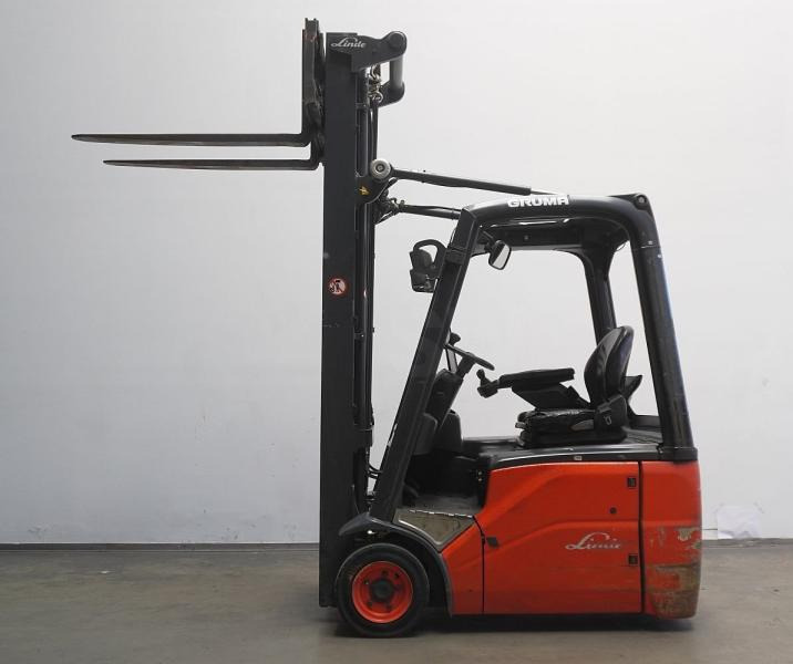 Linde E 15 386 - Elektrický vysokozdvižný vozík: obrázok 4 Linde E 15 386 - Elektrický vysokozdvižný vozík: obrázok 4