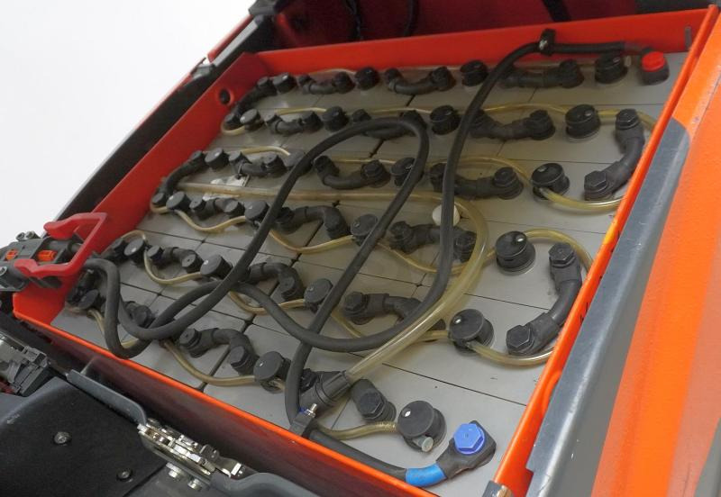 Linde E 16 H EVO 386-02 - Elektrický vysokozdvižný vozík: obrázok 5 Linde E 16 H EVO 386-02 - Elektrický vysokozdvižný vozík: obrázok 5
