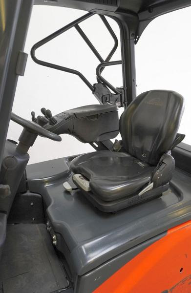 Linde E 16 H EVO 386-02 - Elektrický vysokozdvižný vozík: obrázok 3 Linde E 16 H EVO 386-02 - Elektrický vysokozdvižný vozík: obrázok 3