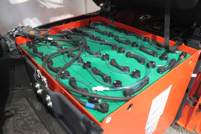 Linde E 20 L EVO 386-02 - Elektrický vysokozdvižný vozík: obrázok 5 Linde E 20 L EVO 386-02 - Elektrický vysokozdvižný vozík: obrázok 5