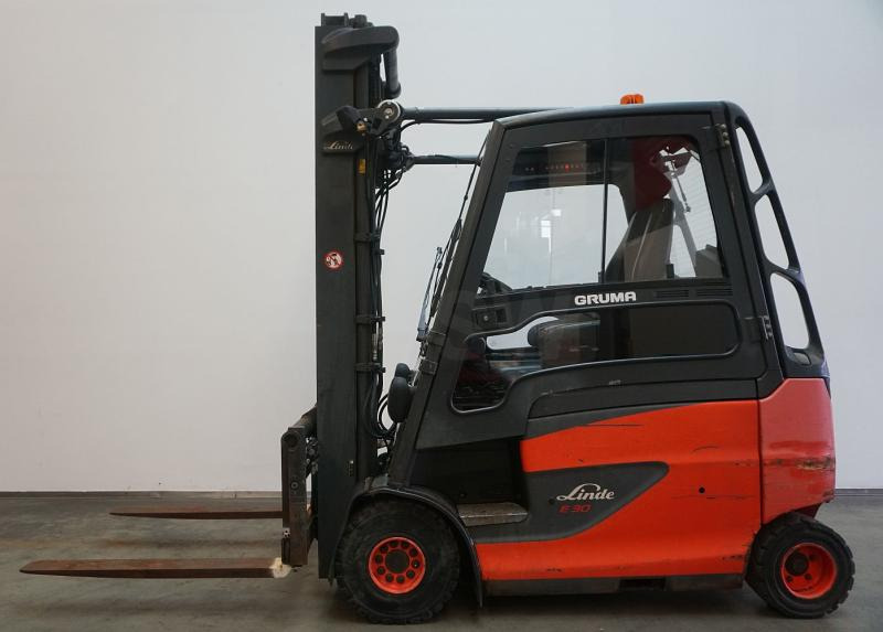 Linde E 30/600 HL 387 - Elektrický vysokozdvižný vozík: obrázok 4 Linde E 30/600 HL 387 - Elektrický vysokozdvižný vozík: obrázok 4
