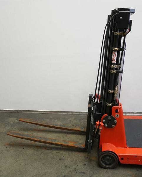 Linde L 16 AC 035 - Stohovač: obrázok 4 Linde L 16 AC 035 - Stohovač: obrázok 4