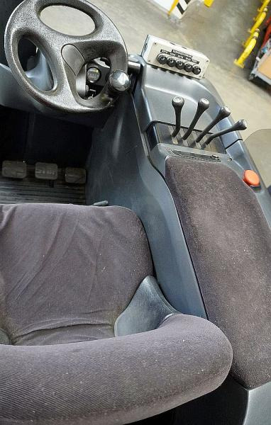 Linde R 16 113 - Skladový zakladač: obrázok 3 Linde R 16 113 - Skladový zakladač: obrázok 3